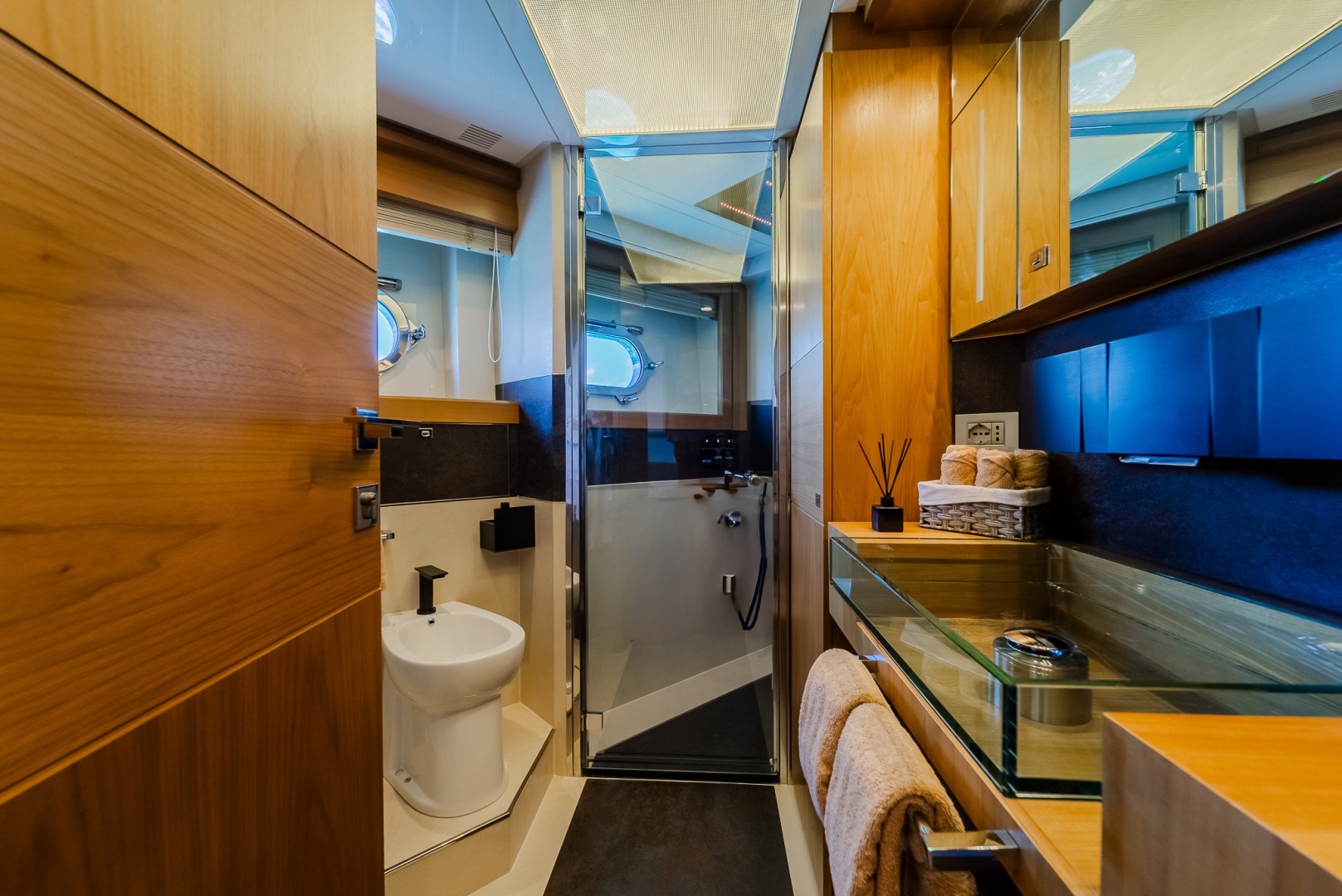 Custom Line-Raised Pilothouse 2012-One & Only Fort Lauderdale-Florida-United States-6105142 | Thumbnail