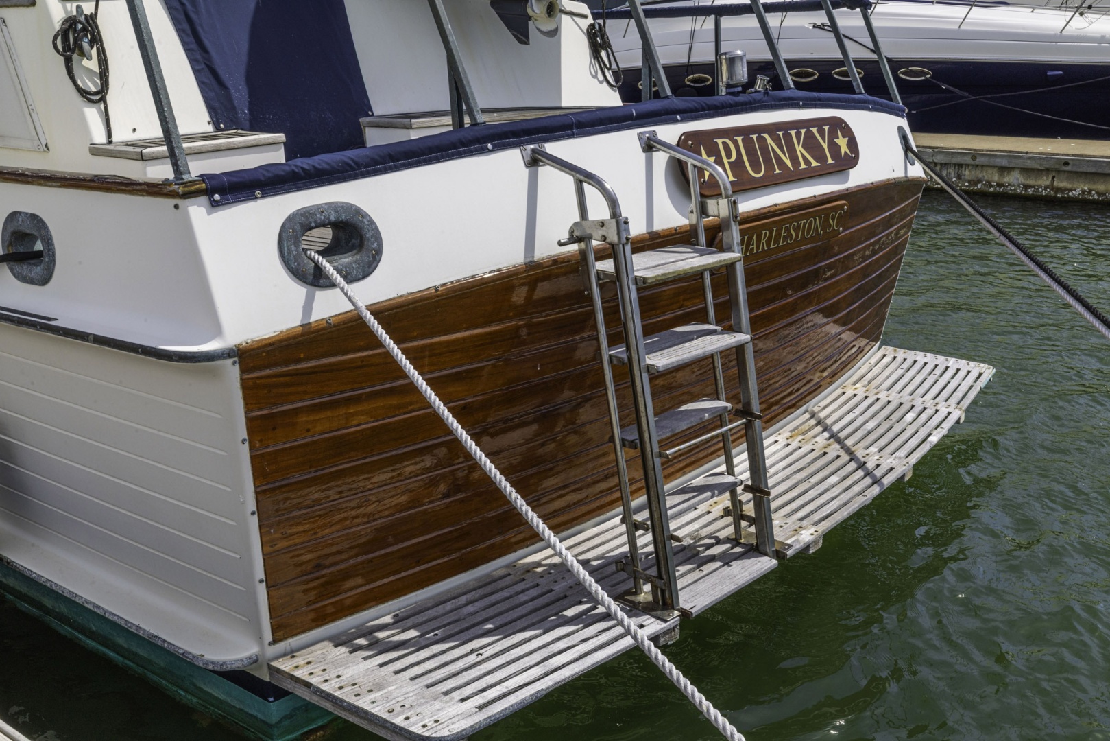 Grand Banks-49 Classic 1983-PUNKY Mount Pleasant-South Carolina-United States-6106765 | Thumbnail