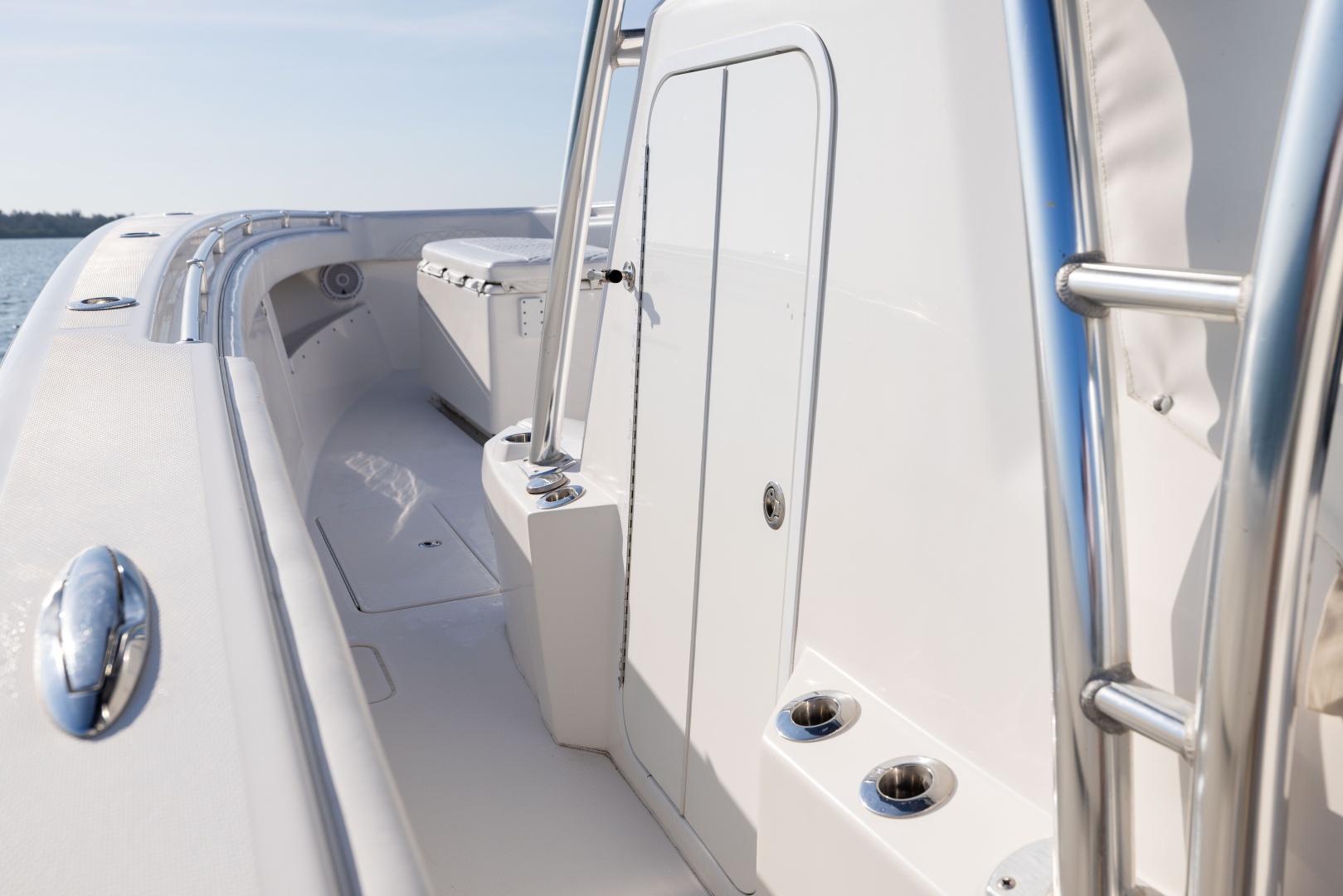 Invincible 2015 -Vero Beach-Florida-United States-6107579 | Thumbnail