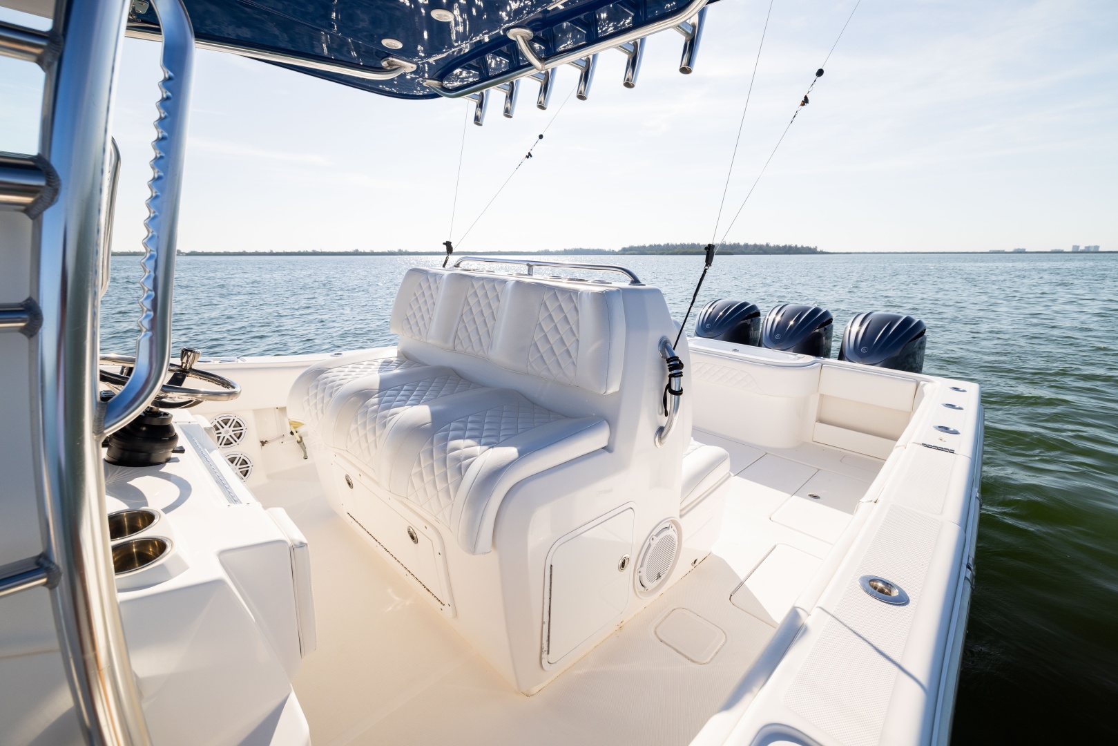 Invincible 2015 -Vero Beach-Florida-United States-6107580 | Thumbnail