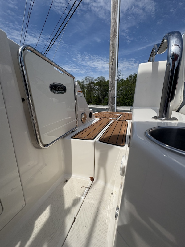 Monterey-M5 Sport Boat 2013 -Brick-New Jersey-United States-6107410