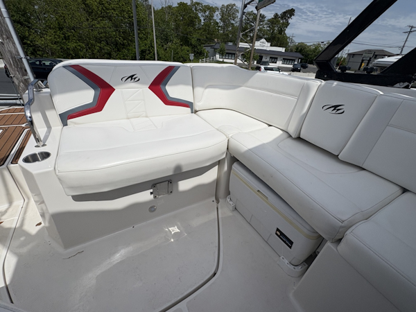 Monterey-M5 Sport Boat 2013 -Brick-New Jersey-United States-6107384