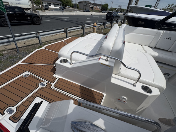 Monterey-M5 Sport Boat 2013 -Brick-New Jersey-United States-6107386
