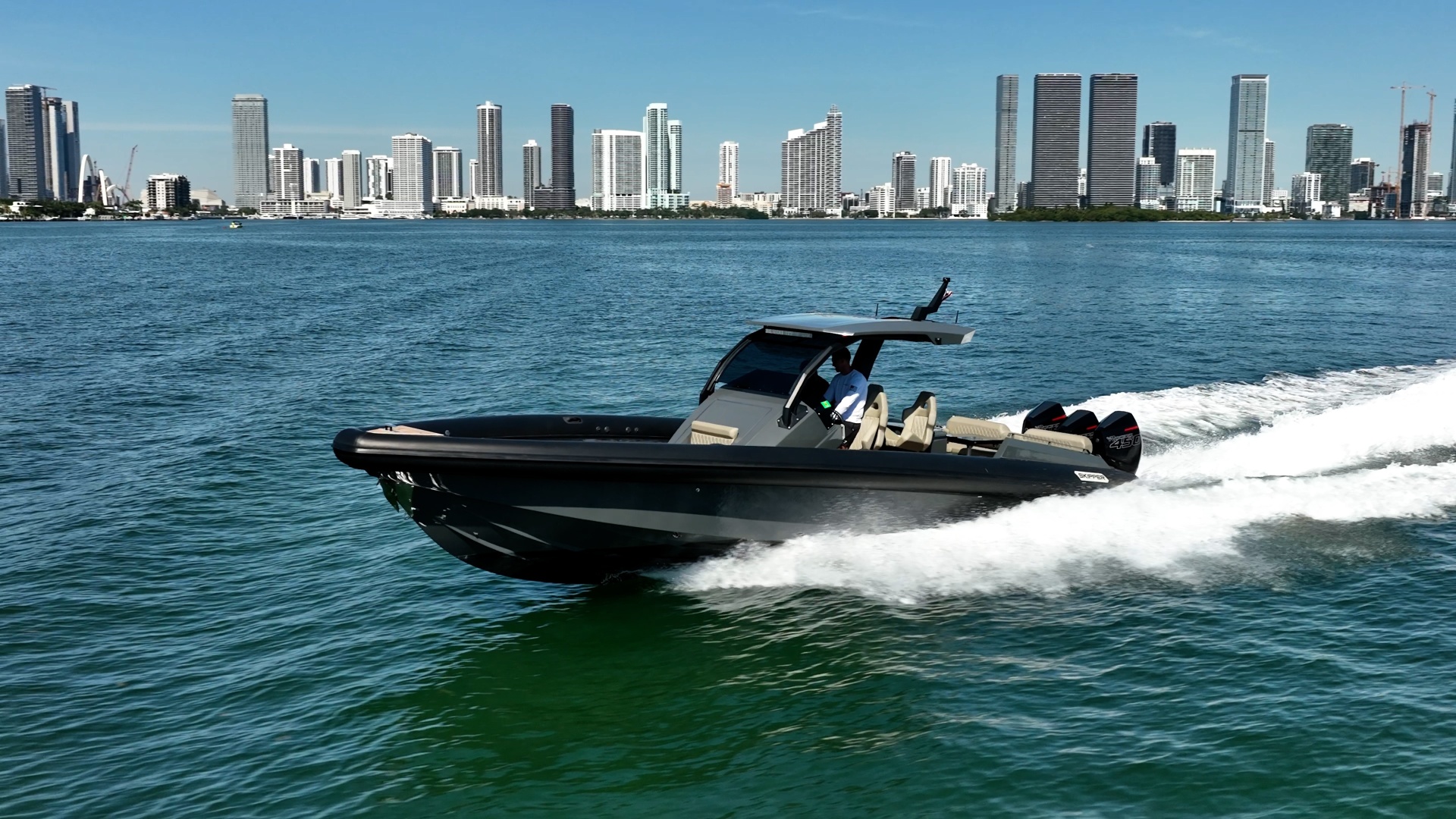 Skipper-BSK-38NC 2023-SORTED Miami Beach-Florida-United States-6112129 | Thumbnail