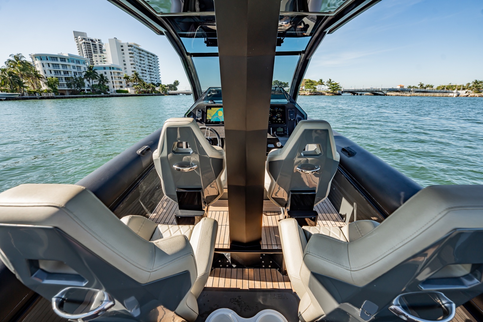 Skipper-BSK-38NC 2023-SORTED Miami Beach-Florida-United States-6112153 | Thumbnail