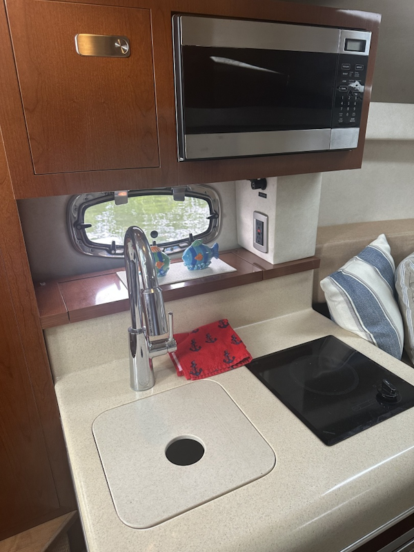 Sea Ray-260 Sundancer 2011-HAS GENERATOR Vero Beach-Florida-United States-6108418