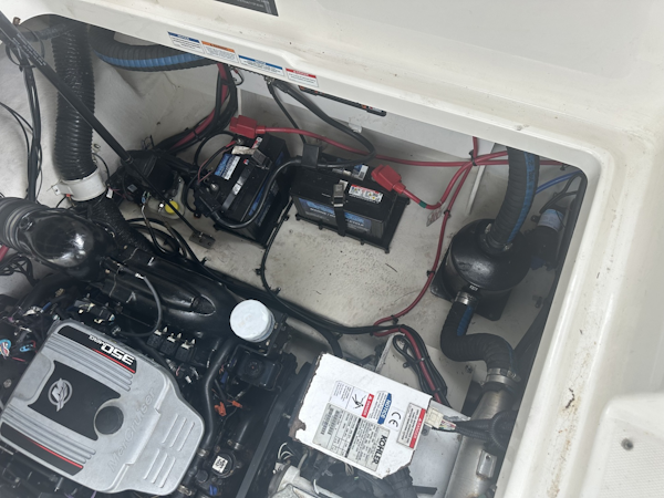 Sea Ray-260 Sundancer 2011-HAS GENERATOR Vero Beach-Florida-United States-6108397