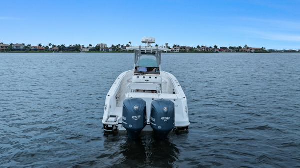 Robalo-R260 2013 -Bradenton-Florida-United States-6108679