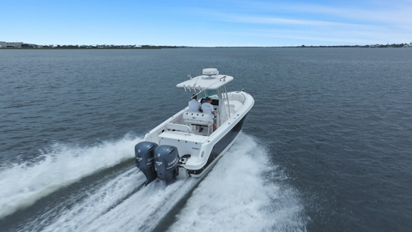 Robalo-R260 2013 -Bradenton-Florida-United States-6108687