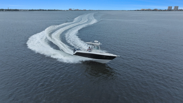 Robalo-R260 2013 -Bradenton-Florida-United States-6108690