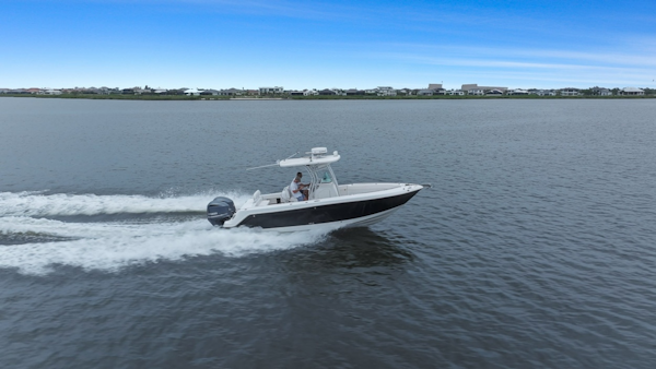 Robalo-R260 2013 -Bradenton-Florida-United States-6108689