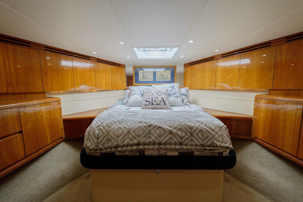 Hatteras-60 Convertible 2002-Reel Hook Up Charleston-South Carolina-United States-Hatteras 60 Reel HookUp  Interior Stateroom-6109240