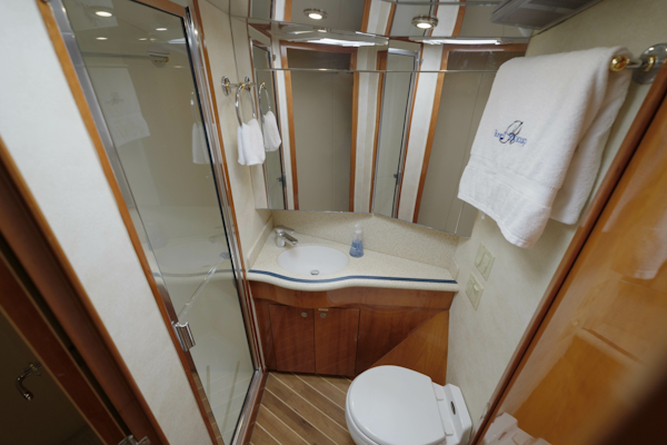 Hatteras-60 Convertible 2002-Reel Hook Up Charleston-South Carolina-United States-Hatteras 60 Reel HookUp  Interior Stateroom Head-6109244