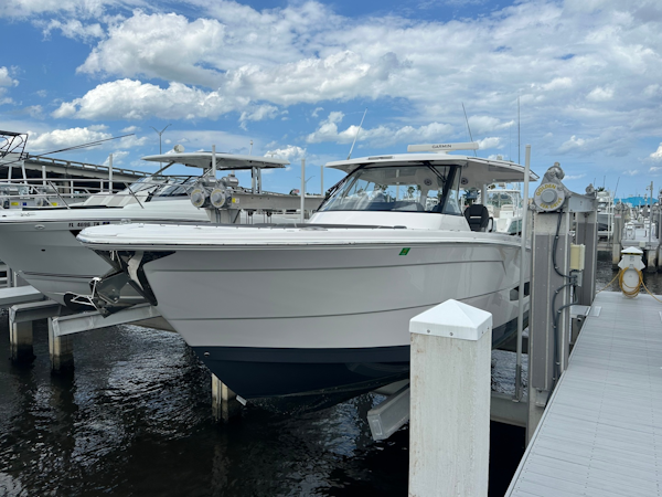 Regal-38 SAV 2025 -Stuart-Florida-United States-6109408