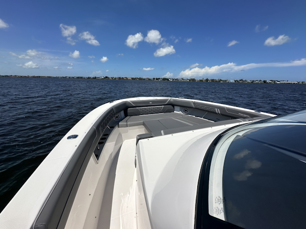 Regal-38 SAV 2025 -Stuart-Florida-United States-6186305