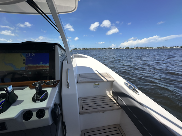 Regal-38 SAV 2025 -Stuart-Florida-United States-6186304