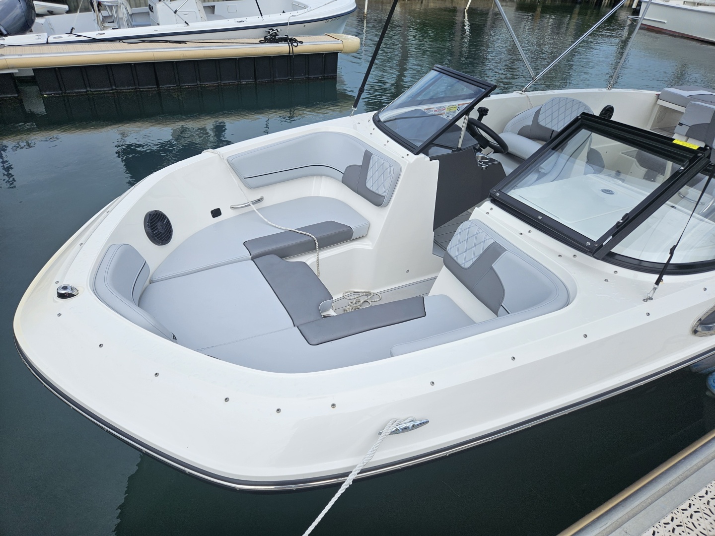 Bayliner-VR6 Bowrider OB 2024 -Jupiter-Florida-United States-6109604 | Thumbnail