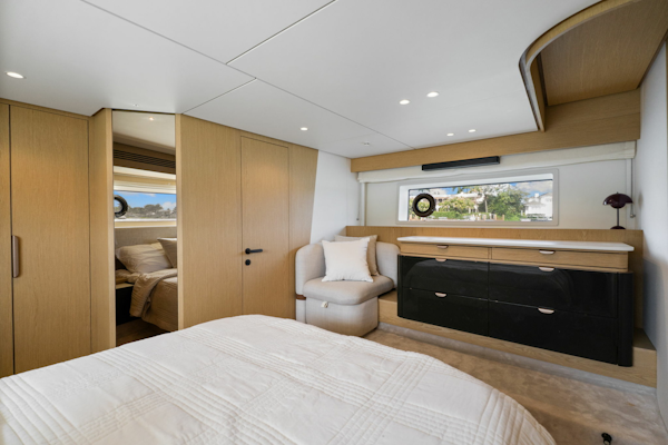 Azimut-FLY 62 2026 -Naples-Florida-United States-6205528