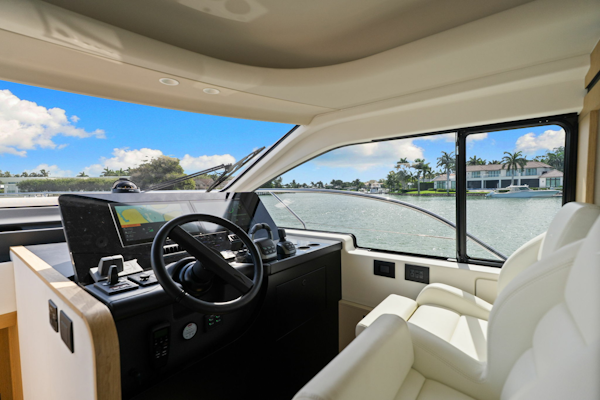 Azimut-FLY 62 2026 -Naples-Florida-United States-6205538