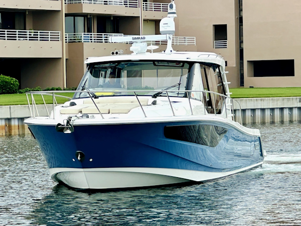 Boston Whaler-405 Conquest 2023 -St. Pete Beach-Florida-United States-6110024