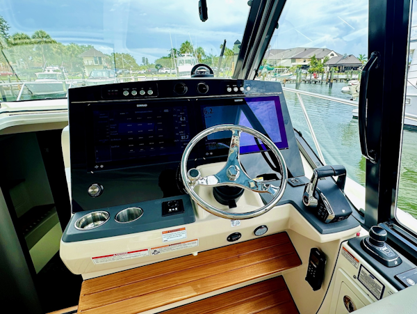 Boston Whaler-405 Conquest 2023 -St. Pete Beach-Florida-United States-6110043