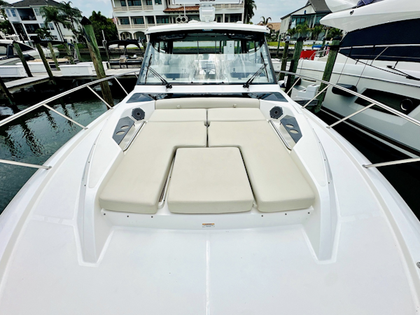 Boston Whaler-405 Conquest 2023 -St. Pete Beach-Florida-United States-6110027