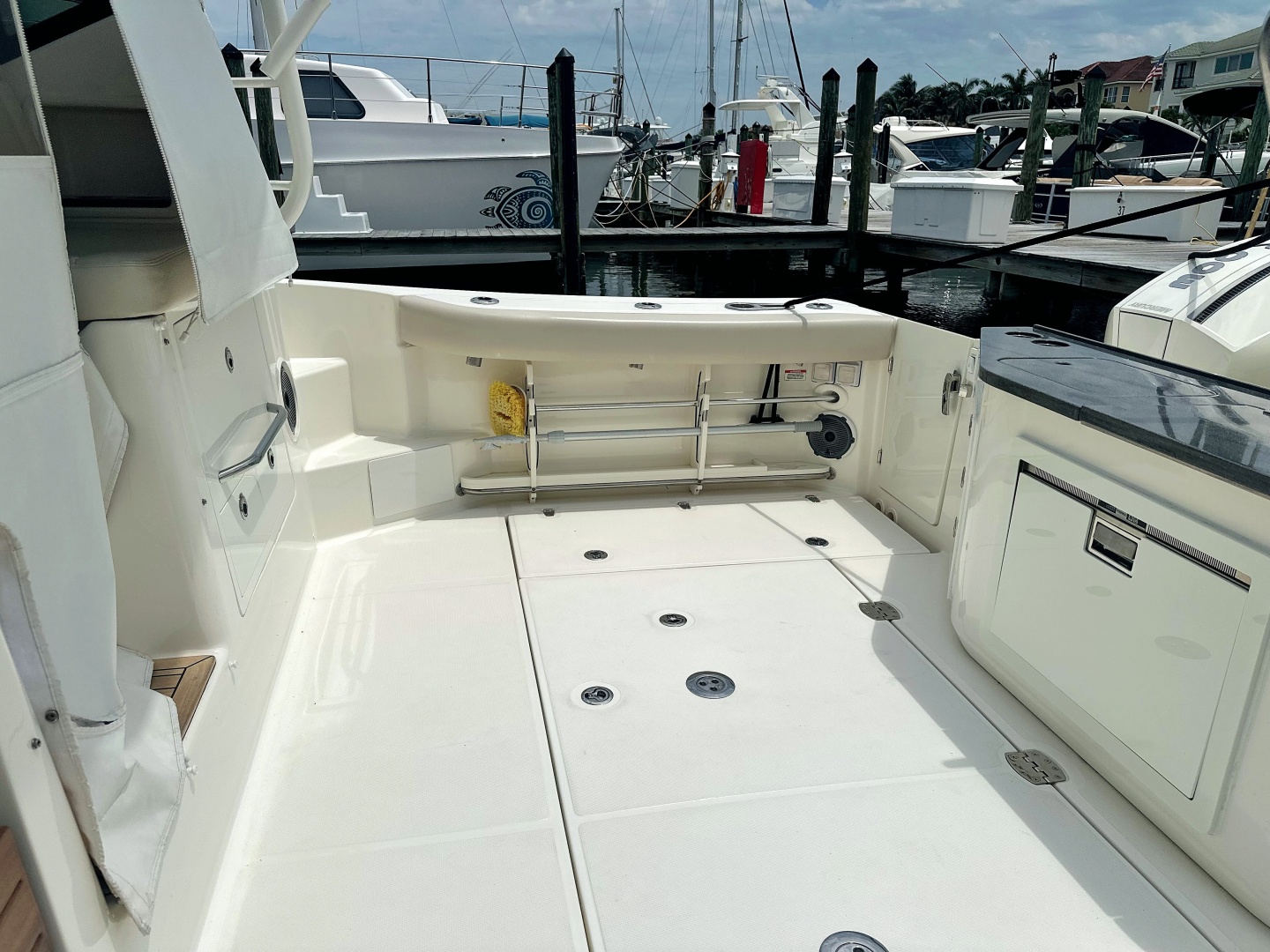 Boston Whaler-405 Conquest 2023 -St. Pete Beach-Florida-United States-6110029 | Thumbnail