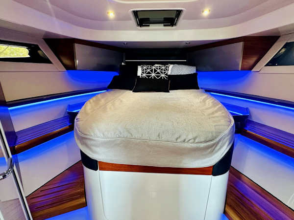 Boston Whaler-405 Conquest 2023 -St. Pete Beach-Florida-United States-6110061