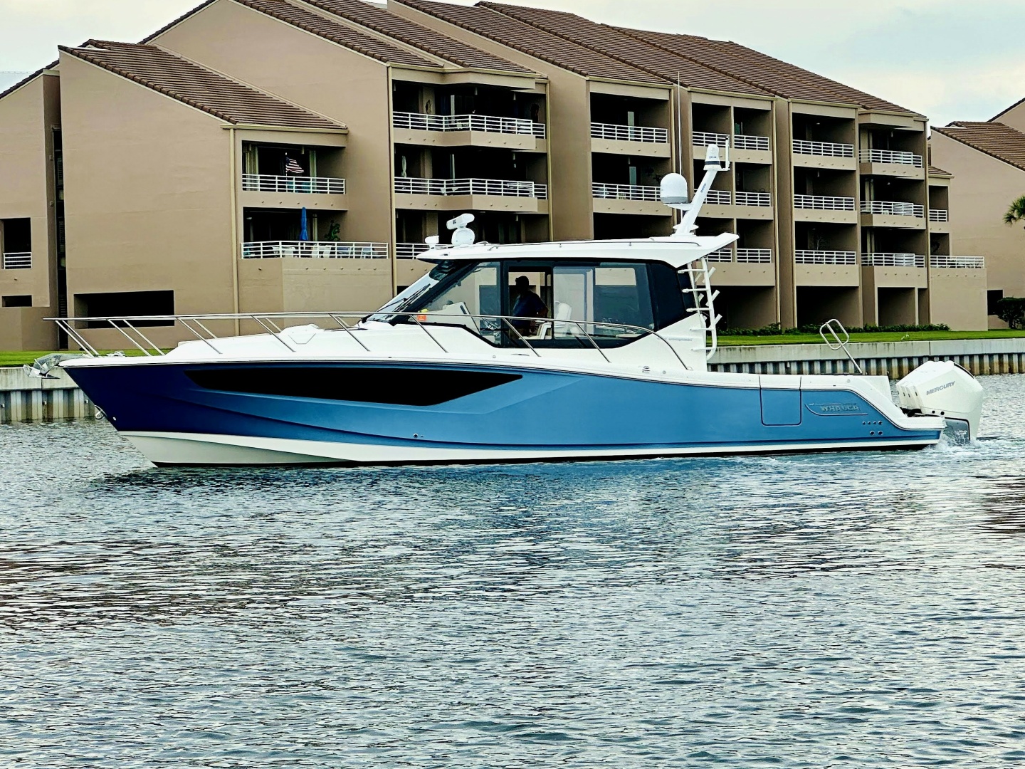 Boston Whaler-405 Conquest 2023 -St. Pete Beach-Florida-United States-6109936 | Thumbnail