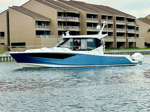 Boston Whaler-405 Conquest 2023 -St. Pete Beach-Florida-United States-6109936