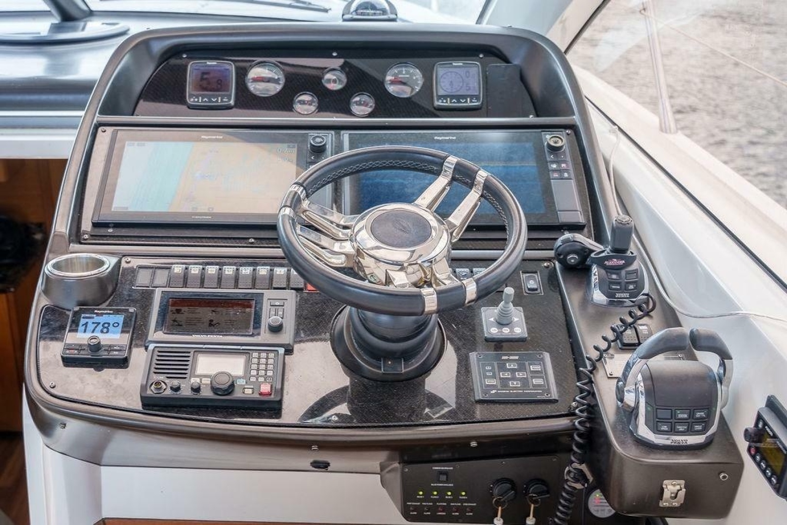 Sunseeker 2013-AQUAHOLIC Fort Lauderdale-Florida-United States-6110457 | Thumbnail