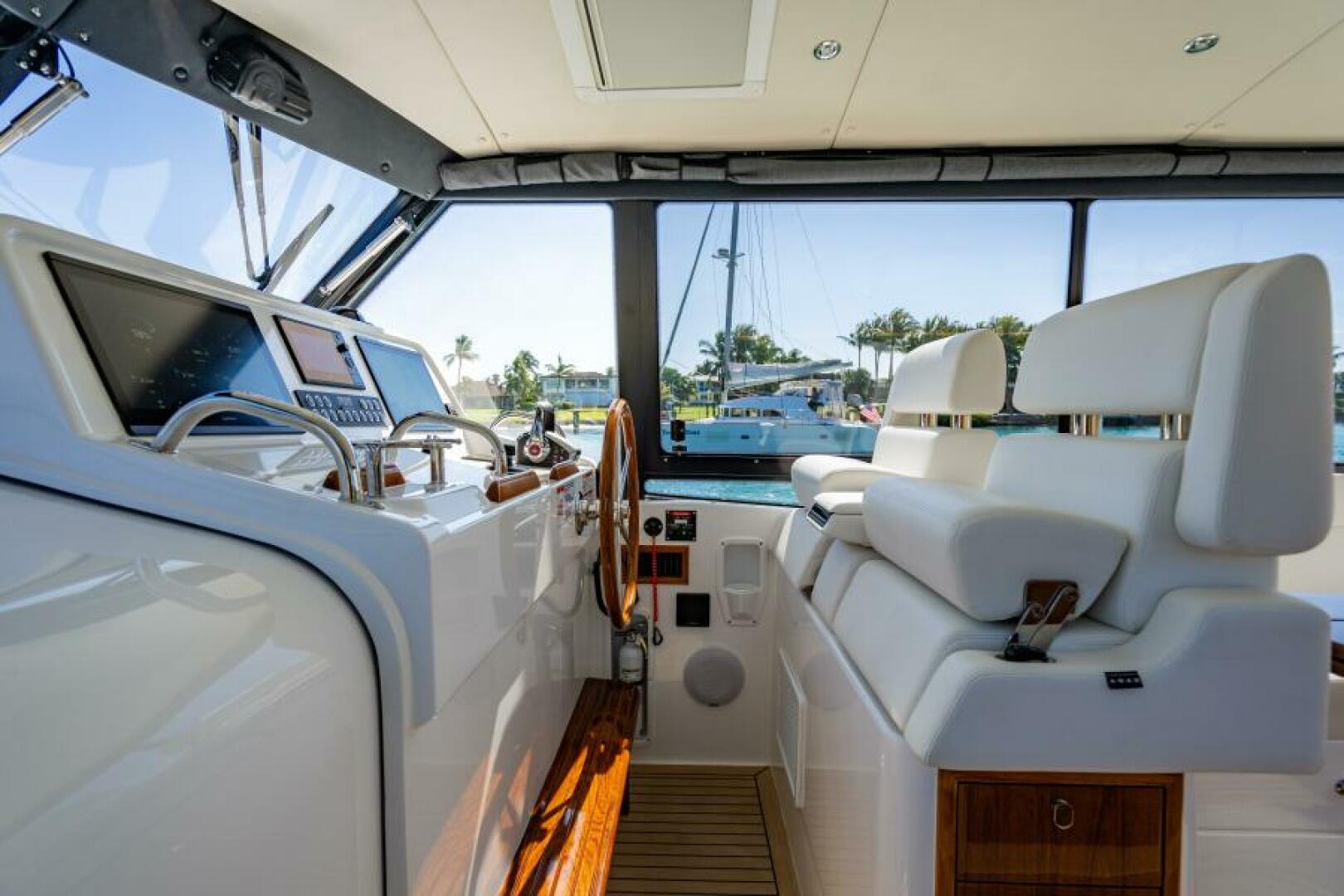 MJM-4 2024-Spyhop Jupiter-Florida-United States-6110383 | Thumbnail
