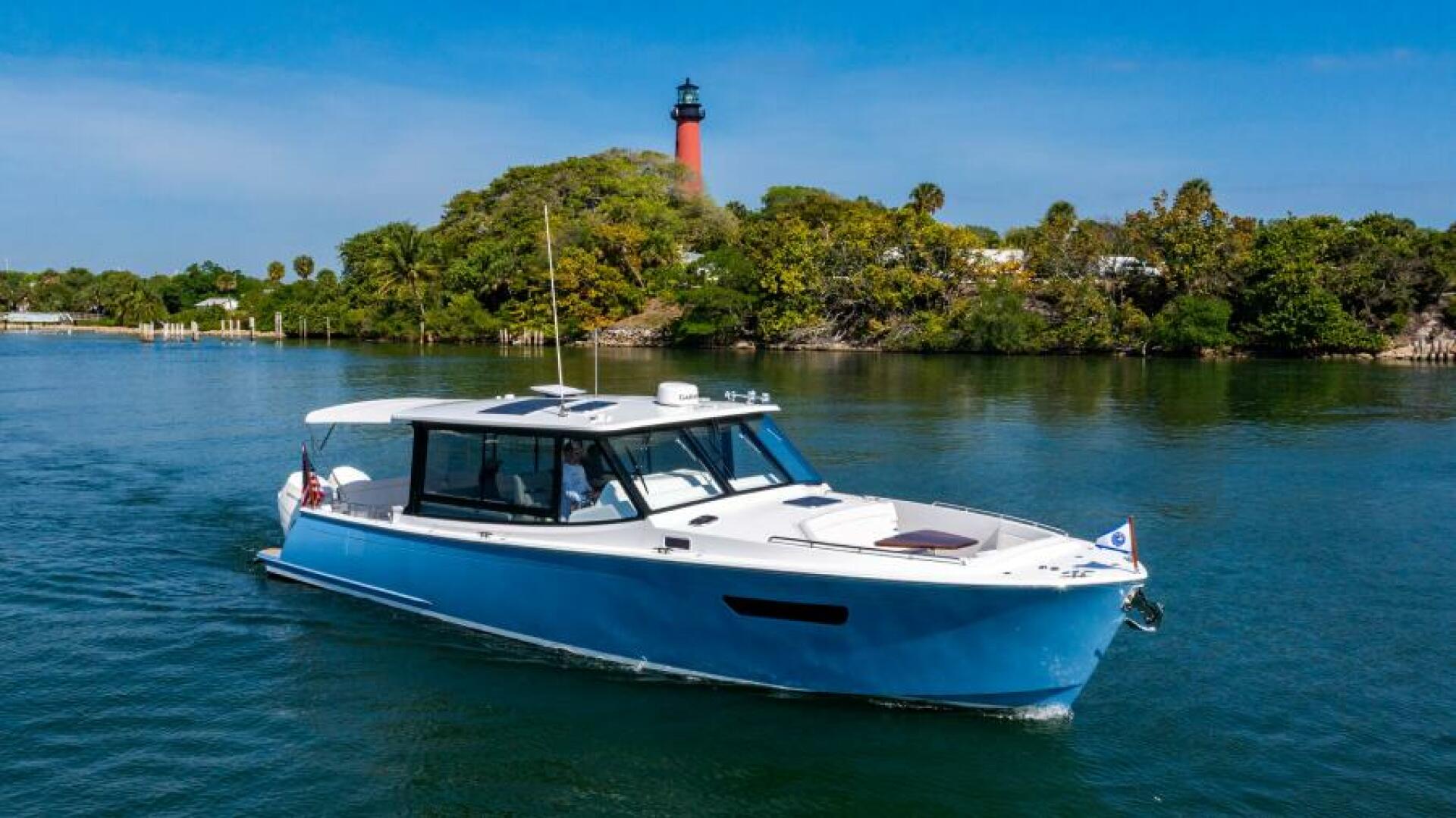 MJM-4 2024-Spyhop Jupiter-Florida-United States-6110352 | Thumbnail