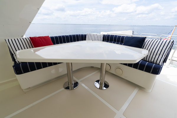 Marlow-Explorer 62E 2022-ANOTHER BUBBLE Punta Gorda-Florida-United States-SE Bridge Stbd Settee-6110814