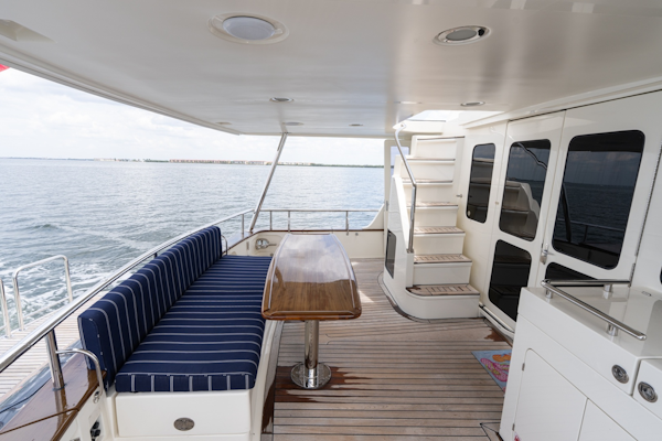 Marlow-Explorer 62E 2022-ANOTHER BUBBLE Punta Gorda-Florida-United States-Cockpit Facing Port-6110752