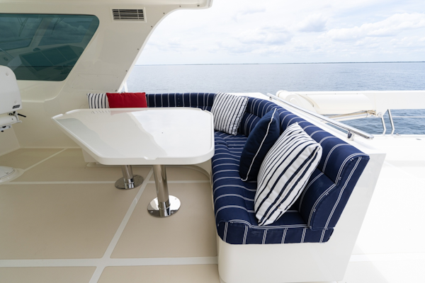 Marlow-Explorer 62E 2022-ANOTHER BUBBLE Punta Gorda-Florida-United States-L-Settee Facing Stbd-6110817