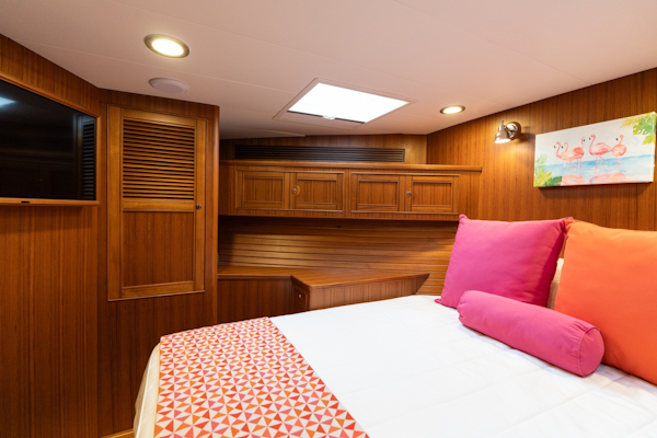 Marlow-Explorer 62E 2022-ANOTHER BUBBLE Punta Gorda-Florida-United States-VIP Facing Port-6110780