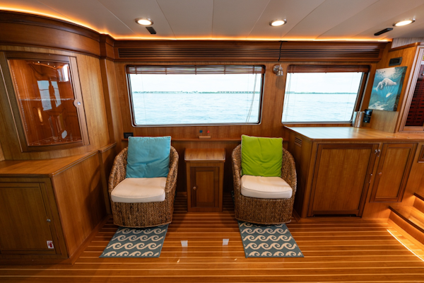 Marlow-Explorer 62E 2022-ANOTHER BUBBLE Punta Gorda-Florida-United States-Salon Port 2-6110758