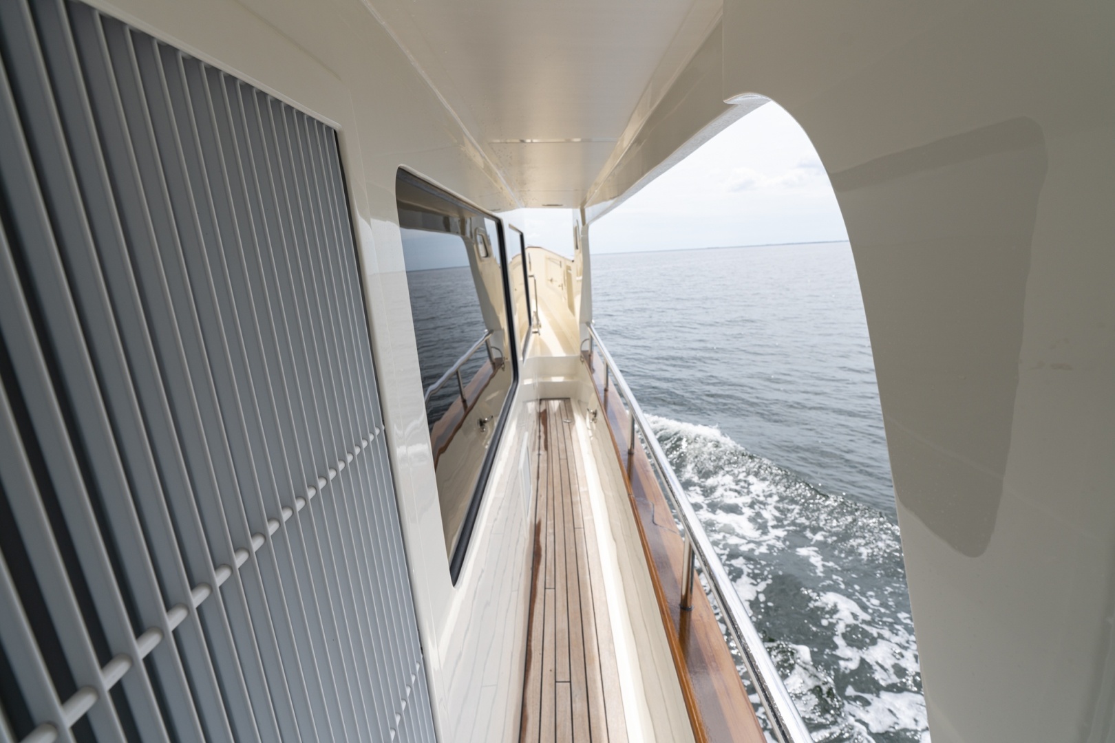 Marlow-Explorer 62E 2022-ANOTHER BUBBLE Punta Gorda-Florida-United States-Stbd Side Deck Forward-6110804 | Thumbnail