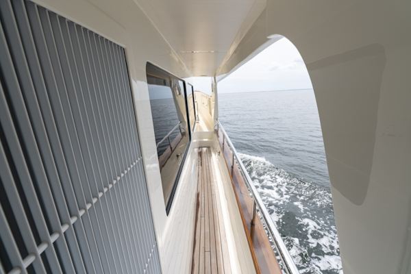 Marlow-Explorer 62E 2022-ANOTHER BUBBLE Punta Gorda-Florida-United States-Stbd Side Deck Forward-6110804