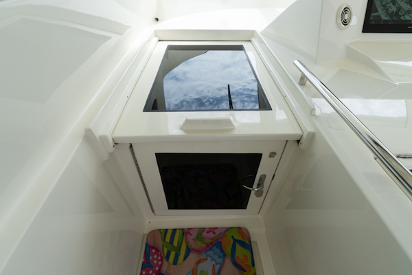 Marlow-Explorer 62E 2022-ANOTHER BUBBLE Punta Gorda-Florida-United States-Access to SE Bridge-Galley-6110821