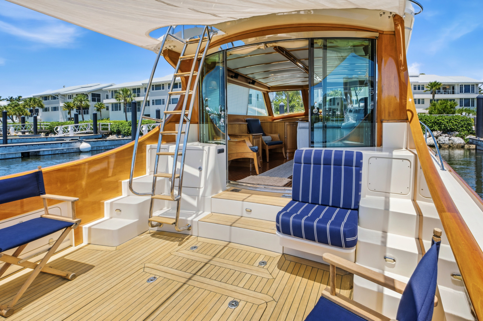 Hinckley-TALARIA 55MY 2007 -West Palm Beach-Florida-United States-6111091 | Thumbnail