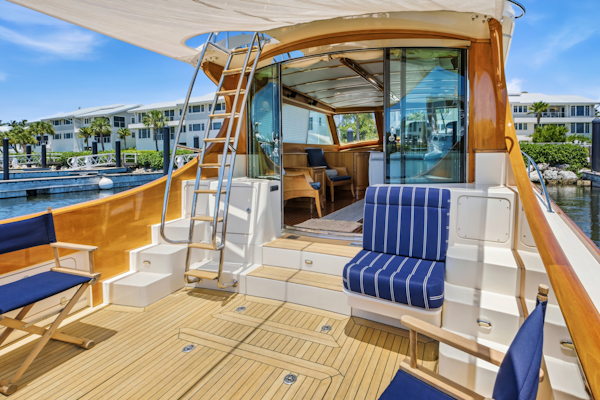 Hinckley-TALARIA 55MY 2007 -West Palm Beach-Florida-United States-6111091