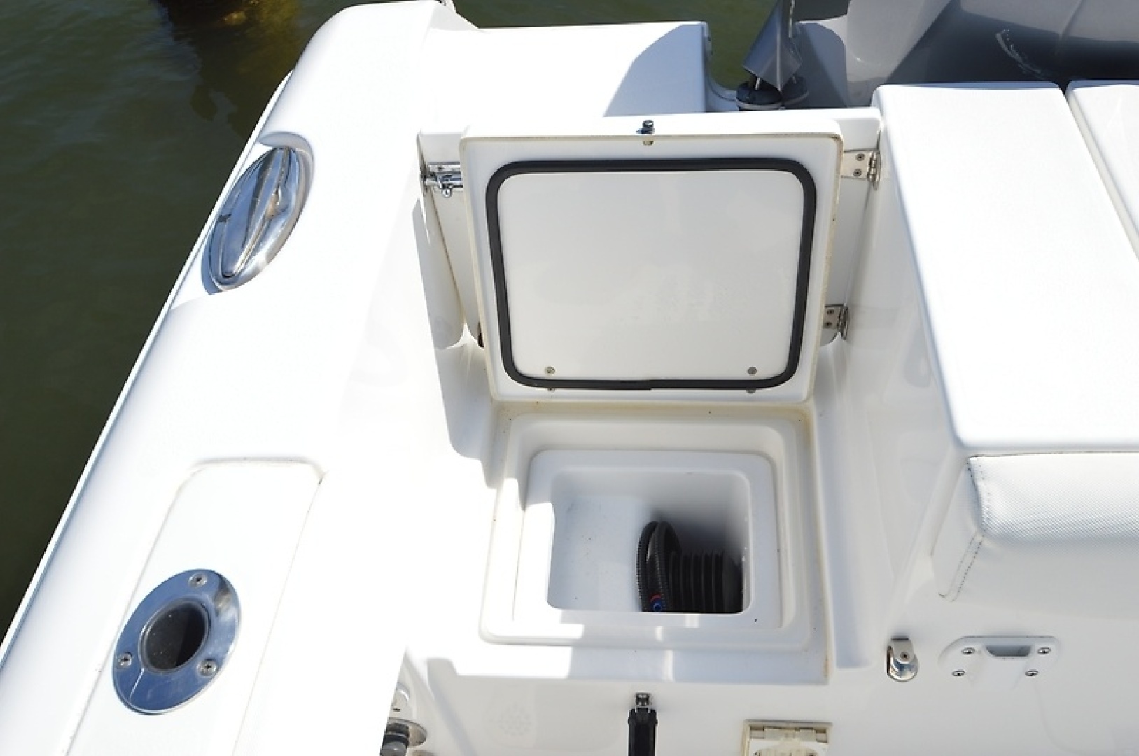 Sea Hunt-25 Gamefish 2017 -Annapolis-Maryland-United States-0005698593-6111495 | Thumbnail