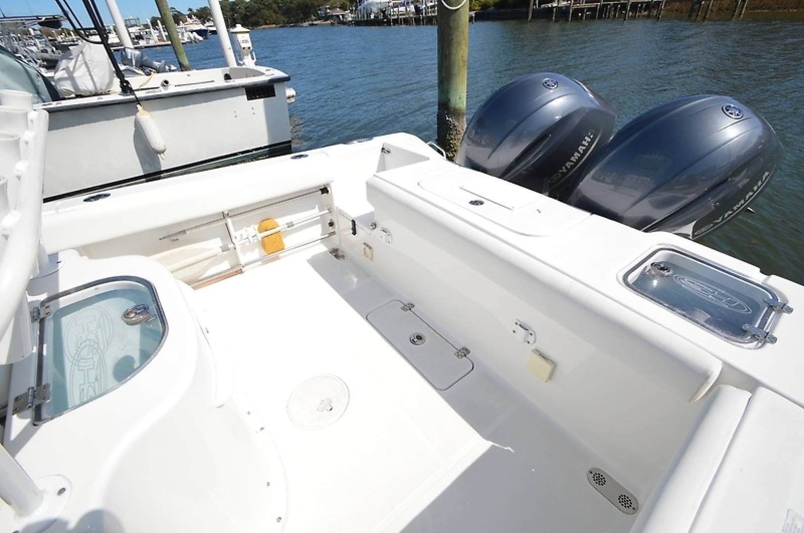 Sea Hunt-25 Gamefish 2017 -Annapolis-Maryland-United States-0005698630-6111488 | Thumbnail