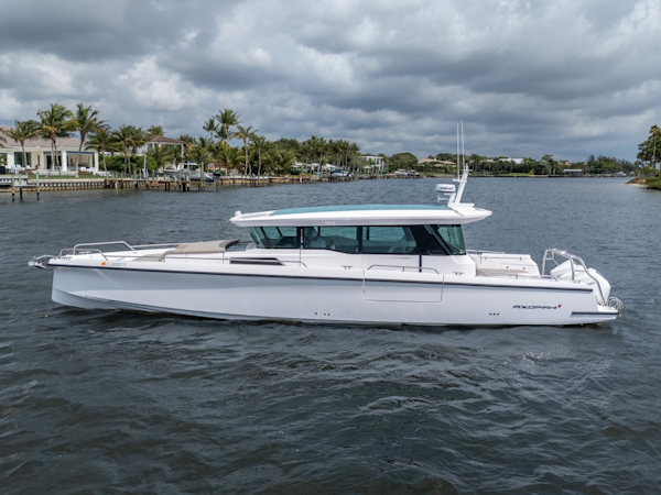 Axopar-45 XC Cross Cabin 2024 -Detroit-Michigan-United States-6111586