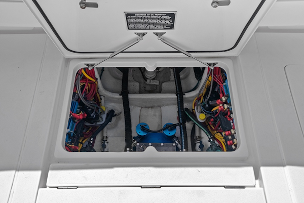 Intrepid-427 Nomad FE 2022-SPONTANEOUS Marco Island-Florida-United States-Engine compartment-6135720