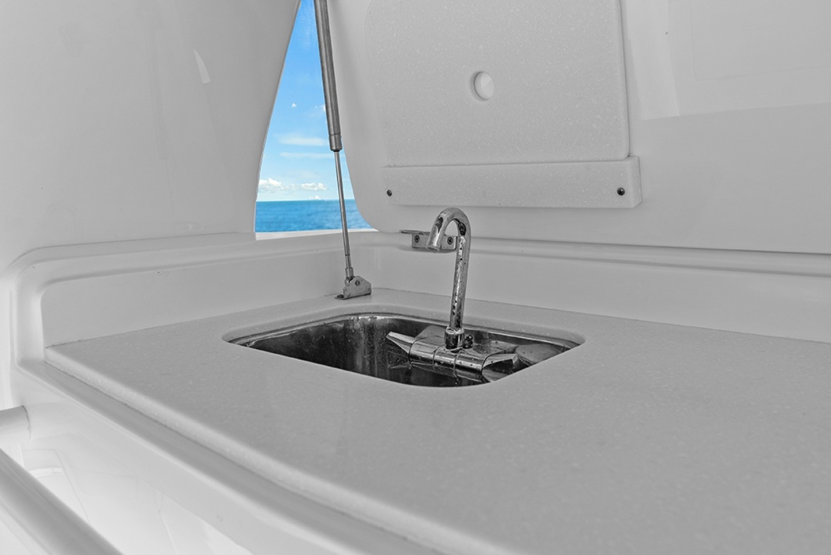 Intrepid-427 Nomad FE 2022-SPONTANEOUS Marco Island-Florida-United States-Cockpit wet bar-6135729 | Thumbnail