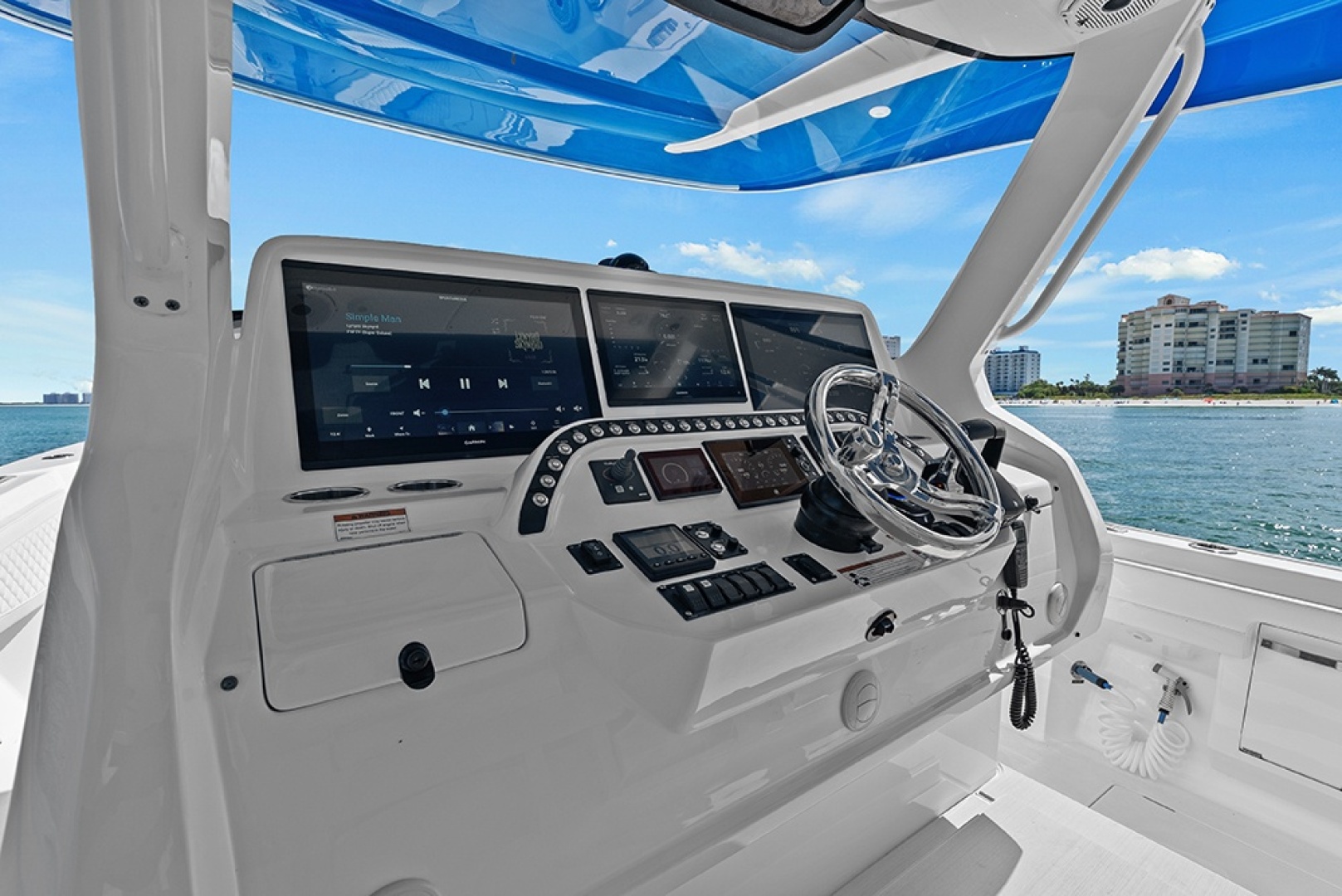 Intrepid-427 Nomad FE 2022-SPONTANEOUS Marco Island-Florida-United States-Helm station-6135693 | Thumbnail
