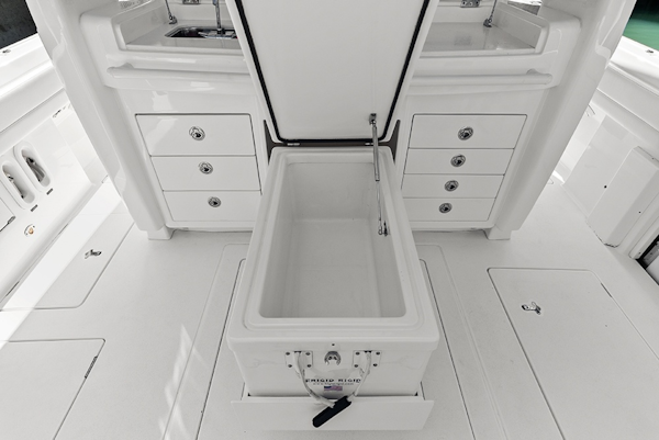 Intrepid-427 Nomad FE 2022-SPONTANEOUS Marco Island-Florida-United States-Frigid Rigid on summer kitchen-6135684